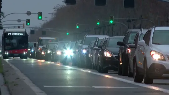 Barcelona Street Closures Fuel Urban Mobility Debate