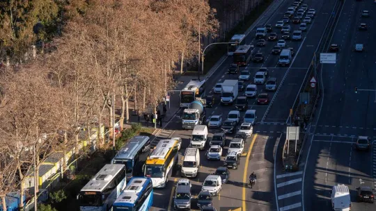 Barcelona Reorganises Bus Routes Amid Metro Congestion