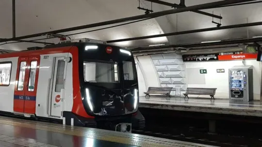 Barcelona Metro Secures €82.2M Train Renovation Contract