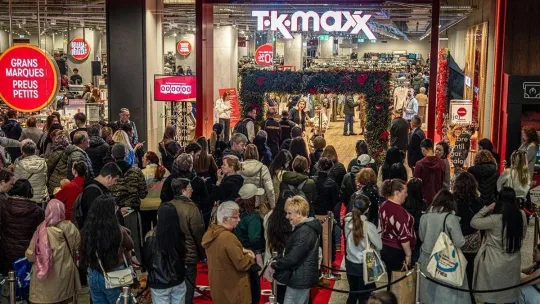 TK Maxx Opens First Spain Store to Long Barcelona Queues