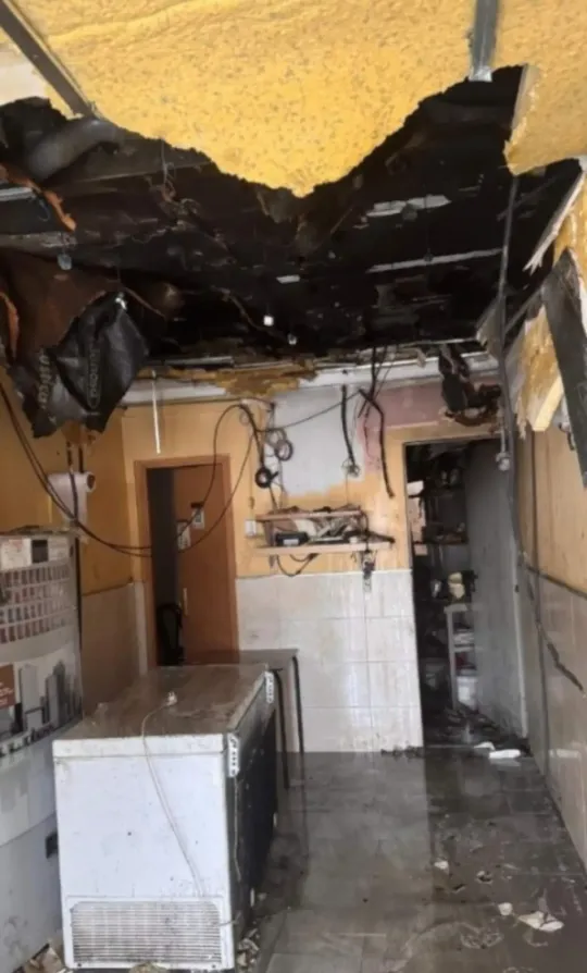 L’hospitalet Bar Fire Leaves One Man With Minor Burns