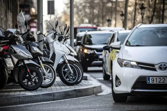 Barcelona Students Protest Air Quality on Marina Street