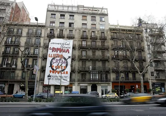 Mossos Chief Sparks Outcry Over Squatting Remarks