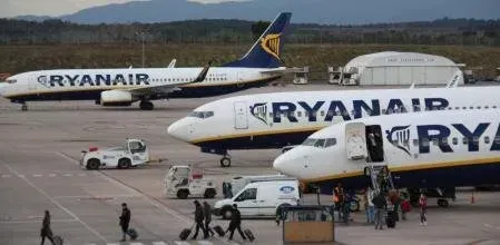 Ryanair Cuts Girona Flights in Aena Fee Dispute