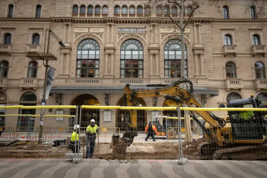 Barcelona Posts €51.8m Surplus, Cuts Debt in 2025 Budget