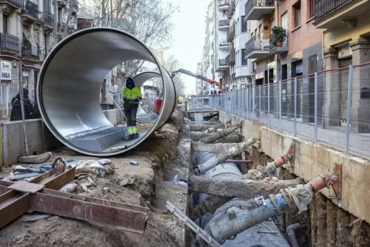 Poble-sec Works Drag On, Pushing Businesses to the Brink