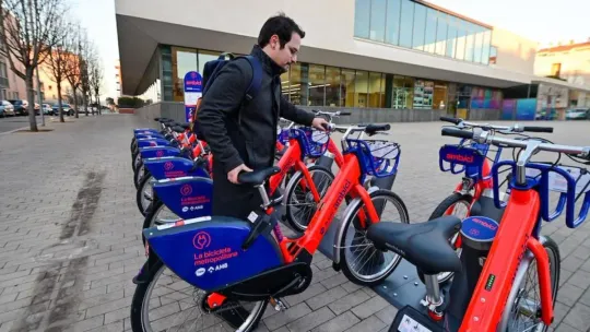 Barcelona Area Unveils Major Cycling Promotion Strategy