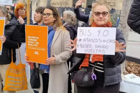 Guides Protest New Sagrada Familia Coach Rules