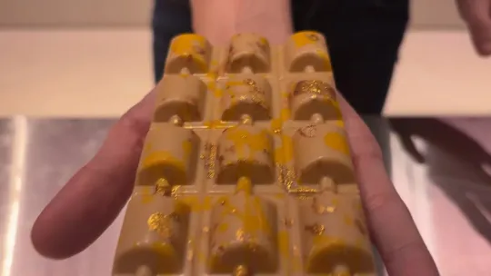 Eixample Chef Fuses Dubai Chocolate With Crema Catalana