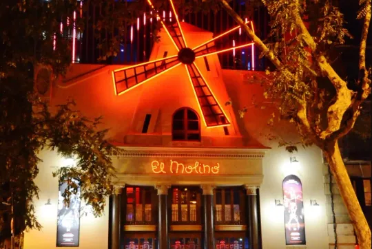 Historic Gràcia Espadrille Shop Closes After 146 Years