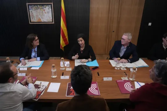 Catalan Govt, Comuns Agree on Rodalies Train Line Transfer