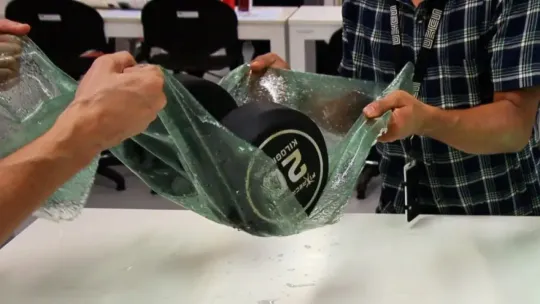 IBEC Creates Biomaterial That Strengthens in Water