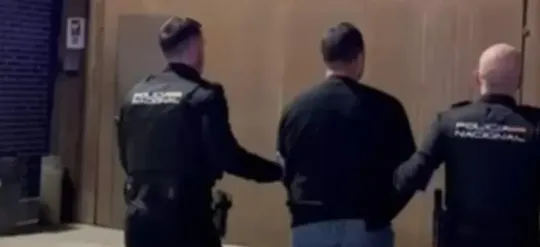 Fugitive Arrested in Manlleu: Human Smuggling Suspect Caught on Café Terrace