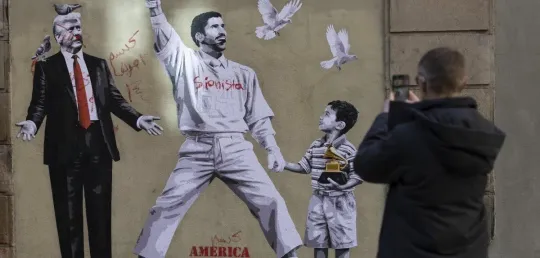 Bad Bunny graffiti Barcelona: Mural Challenges Trump’s Policies