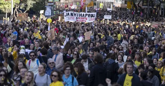 Catalan Teachers’ Strike: Largest Mobilisation in 15 Years Explained