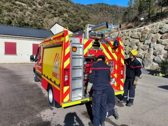 Storm Nils Power Outages: 30,000 Homes Without Electricity in Northern Catalonia