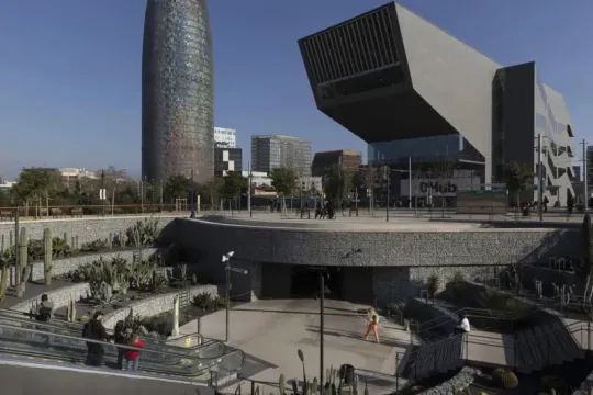 Glòries Catalanes Station Renaming Proposal to Erase Francoist Legacy