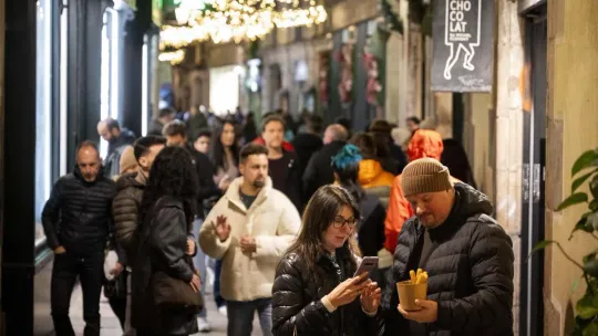 Barcelona’s Gothic Quarter Sees Festive Trading Upturn