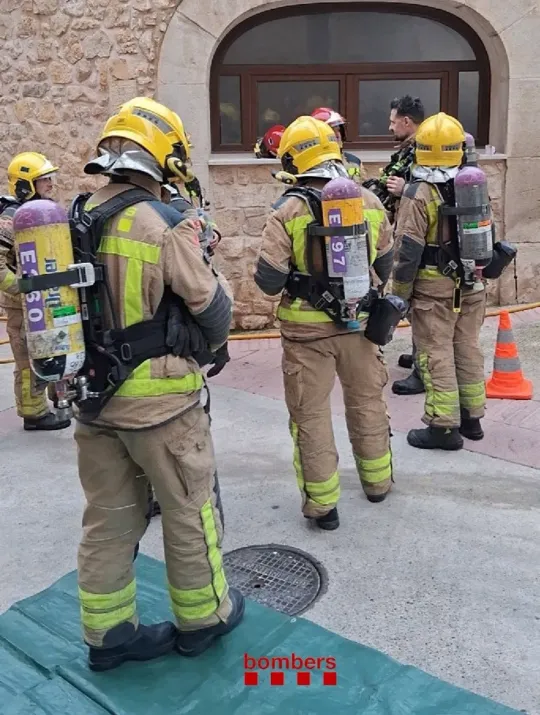 Catalonia Firefighters Respond to String of Incidents Over New Year: Hotel Evacuated and Several Hospitalised