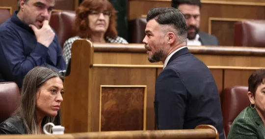 Catalan ERC and Junts Voting Alignment at 52-66%