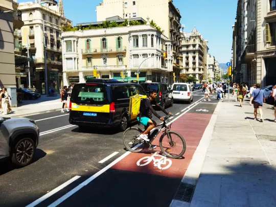 Barcelona Formalises Via Laietana Uphill Traffic Rules