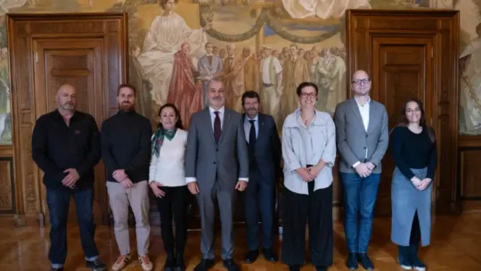 Barcelona Council Signs 2025-2028 Deal for 15,000 Workers