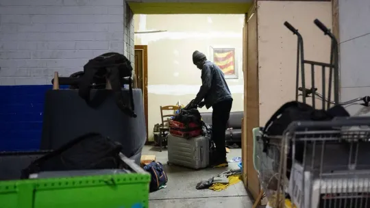 Catalan Government Demands Badalona Shelter for 50 Evicted