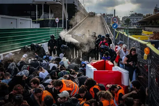 Mossos Face Complaint Over Pro-Palestine Rally Pepper Spray