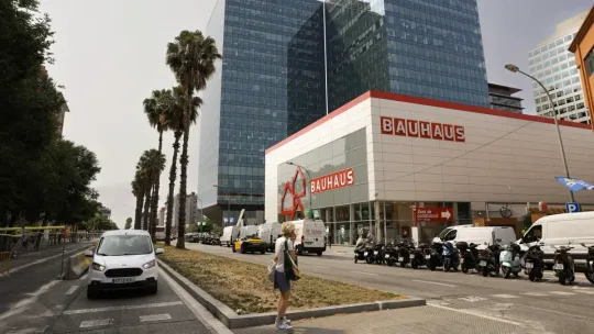 Barcelona Launches €21M Zona Franca Promenade Renovation