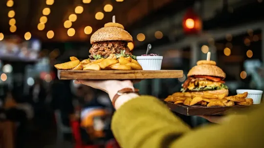 Carl’s Jr. Opens First Barcelona Location, Plans 10