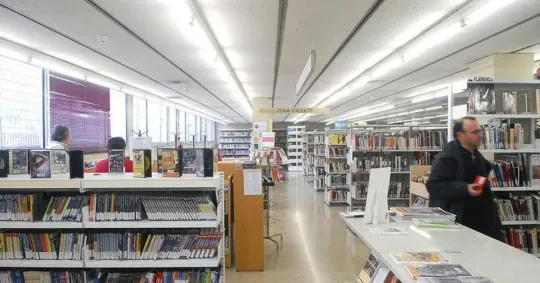 Besòs Library Renaming Plan Sparks Local Outcry