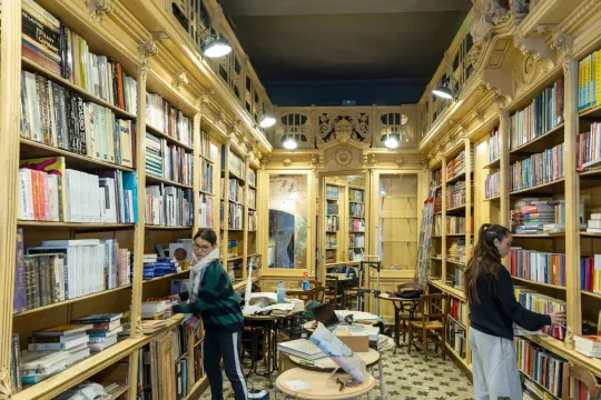 Sant Jordi Bookstore Reopens as Cultural Hub in Barcelona