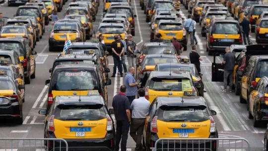 Elite Taxi Strike in Barcelona Set for Tuesday