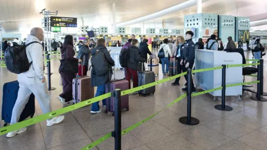 Barcelona Airport Restricts Entry to Passengers Only