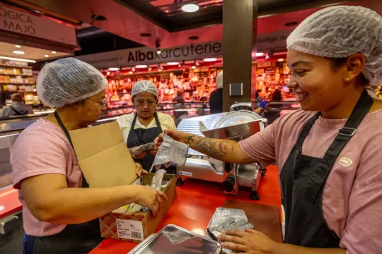 Barcelona Distributes €2.25M in Local Business Grants