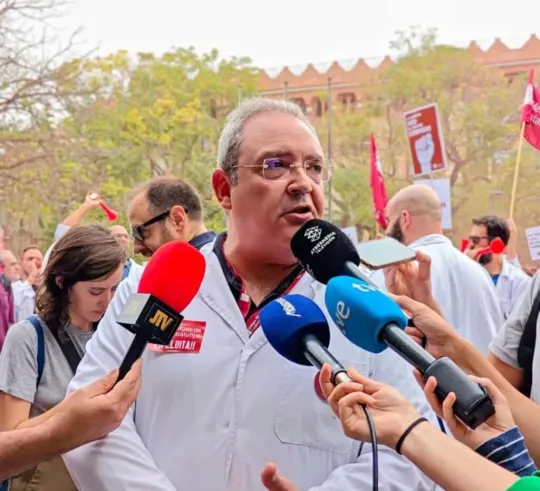 Catalan Doctors Demand End to 24-Hour Shifts