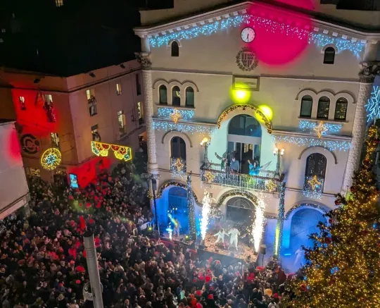 Badalona Launches Christmas Festival With Giant 43-Metre Tree and Weekend Events