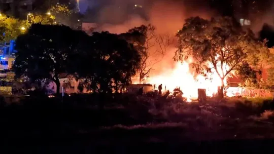 Dawn Blaze Under Bac de Roda Bridge Exposes Rising Tension Over Barcelona’s Shantytowns