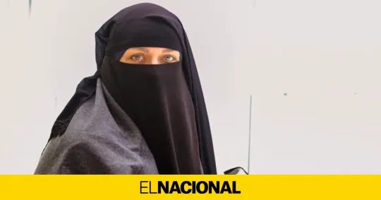PP’s Burka Ban Divides Barcelona Council