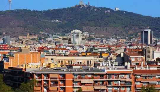 Barcelona’s Richest Area Hits €62k Income, Divides City