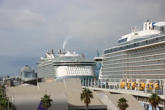 Cruise Ships Drive €1.2 Billion Boom for Barcelona