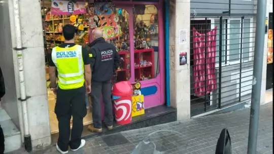 Horta-Guinardó Candy Store Raid Reveals Cocaine Among Sweets
