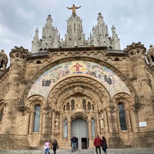 Tibidabo Strike Suspended, €28M Deal Divides Rivals