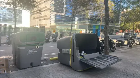 Barcelona Windstorm Sparks 329 Emergency Calls