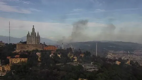 Collserola Wildfire Contained After Rapid Response by Fire Crews