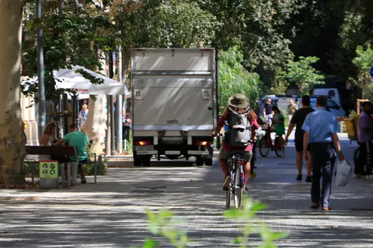 Barcelona Green Axes Cut Accidents But Increase Pedestrian Hits