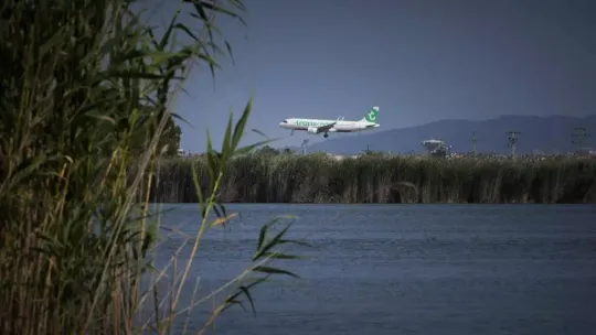 El Prat airport expansion won’t finish before 2033