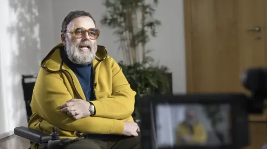 Bob Pop announces bid to replace Ada Colau as Barcelona mayor