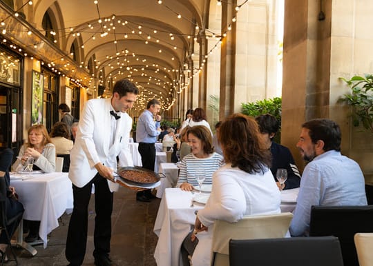 Three historic Barceloneta restaurants defy pressure to sell amid tourist boom