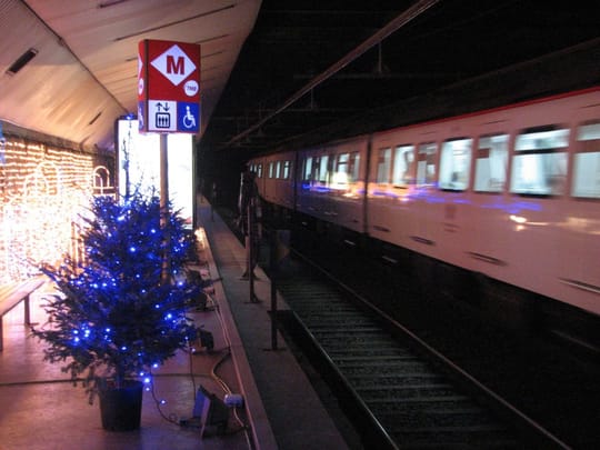 Barcelona Metro Opens Its “Ghost Stations” to Mark 100th Anniversary